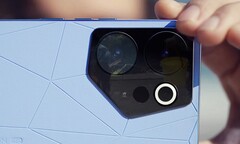Das Tecno Camon 20 Premier 5G setzt auf ein ungewöhnliches Kameramodul mit 108 MP Ultraweitwinkel-Kamera. (Bild: Tecno)