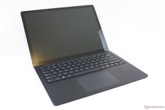 Der Microsoft Surface Laptop 3 kann aktuell direkt bei Microsoft zum Bestpreis bestellt werden. (Bild: Notebookcheck)