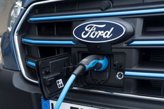 Ford Pro mit ChargePoint: Die Kooperation von Ford Pro mit ChargePoint stellt maßgeschneiderte Ladelösungen für elektrifizierte Nutzfahrzeugflotten bereit (Bild: Ford).