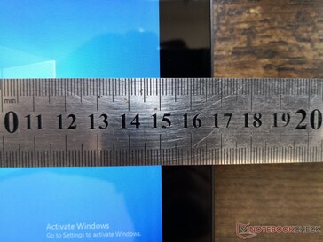 Dicke Einfassungen an allen vier Seiten