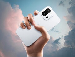 Das OnePlus 13T ist eines der kompakteren Flaggschiffe am Markt. (Bildquelle: OnePlus, bearbeitet)