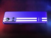 Realme verspricht, dass das GT Neo 3 in fünf Minuten auf 50 Prozent geladen werden kann. (Bild: Realme)
