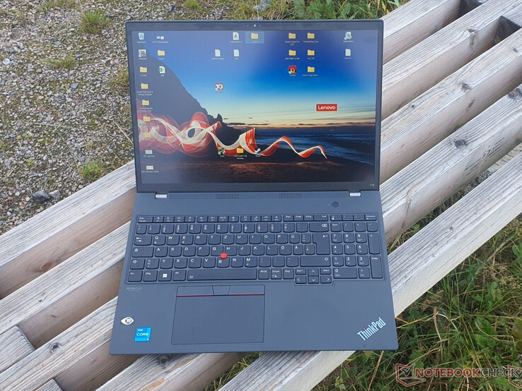 ThinkPad T16 Intel: äußerlich gleiches Schwestermodell