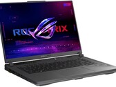 Das vom AMD Ryzen 9 7845HX angetriebene ROG Strix G17 Gaming-Notebook ist um fast 200 Euro rabattiert (Bild: Asus)