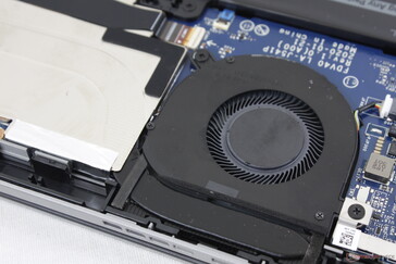 Der Lüfter bleibt bei alltäglichen Lasten fast lautlos und wird nur nach längeren Stressperioden hörbar