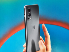 Die Rückseite des OnePlus Nord 2 5G erinnert stark an das OnePlus 9. (Bild: OnePlus)