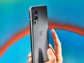 Die Rückseite des OnePlus Nord 2 5G erinnert stark an das OnePlus 9. (Bild: OnePlus)