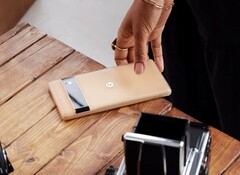 Der Fingerabdrucksensor ist eine der Schwächen des Pixel 6 und des Pixel 6 Pro. (Bild: Google)