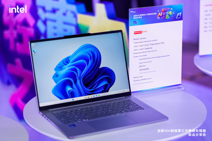 Der Lecoo Air 15 Wildcat Lake-Laptop. (übersetzt)
