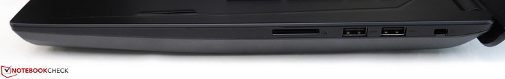 rechte Seite: Kartenleser, 2x USB-A 3.0, Kensington Lock