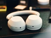 Die abgebildeten Sony WH-1000XM5 sollen noch im Mai einen Nachfolger erhalten. (Bildquelle: Sony)