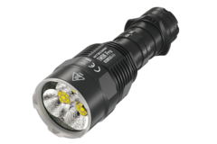 TM9K Pro mit 27 LEDs in drei Gruppen. (Bild: Nitecore)