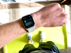 Die Apple Watch der nächsten Generation könnte erstmals ein Armband mit integrierten Sensoren erhalten.