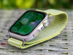 Die Huawei Watch Fit 4 Pro ist eine und gut ausgestattete Smartwatch (Bildquelle: Daniel Schmidt)