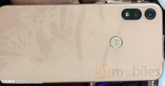 Beim Motorola Moto E7 Plus dürfte es sich um eine größere Version des günstigen E7 im Bild handeln. (Bild: 91mobiles / SlashLeaks)
