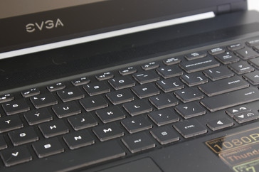 Solides Feedback und kürzerer Hub als erwartet.