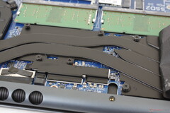 Intel CPU aus der 11. Generation (links), gepaart mit einer GeForce RTX 3050 (rechts)