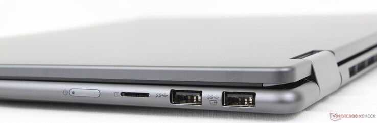Rechts: Ein/Aus-Schalter, microSD Kartenleser, 2x USB-Typ-A 3.2 Gen 1