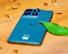 Motorola stellt dem abgebildeten Edge 70 offenbar bald ein günstigeres Fusion-Modell zur Seite. (Bildquelle: Notebookcheck)