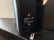 Soundbar und Satelliten kommen mit Stativgewinde(n) (Bildquelle: Notebookcheck)