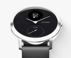 Die Withings Steel HR kombiniert ein kleines, digitales Display mit einem analogen Zifferblatt. (Bild: Withings)