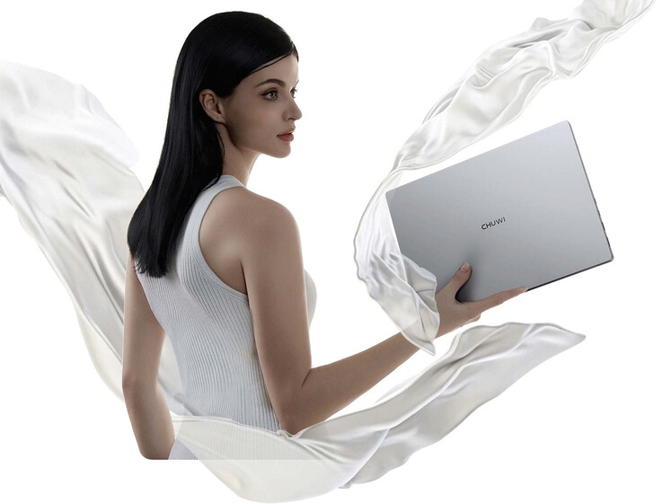Das CoreBook Air 226V ist relativ kompakt