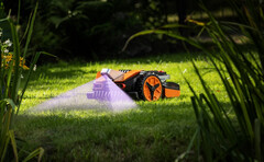 Worx präsentiert den neuen Landroid Vision Mähroboter ohne Begrenzungsdraht. (Bild: Worx)