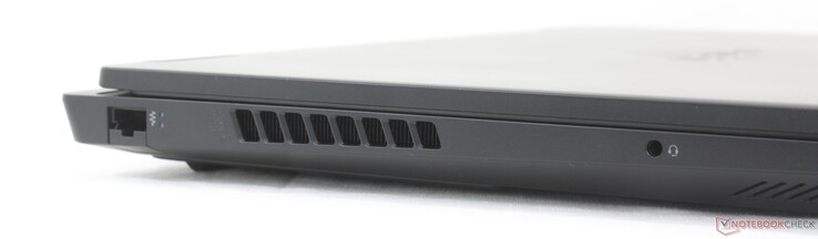 Links: RJ-45 (10 Gbps), 3,5-mm-Kopfhörer