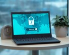 Laptop mit Schloss-Symbol auf dem Bildschirm, Sinnbild für Datenschutz bei KI-Assistenten