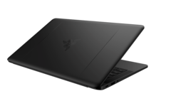 Razer: Neues Blade Stealth Ultrabook mit größerem Display (Bildquelle: Razer)