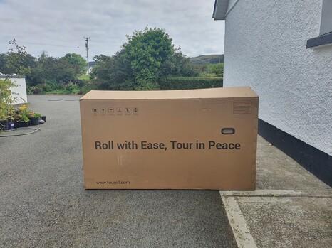 Keine Beschädigungen am riesigen Karton