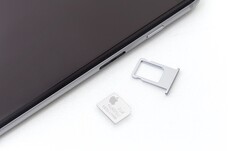 Mindestens ein iPhone des Jahres 2018 soll eine Apple Sim und eine reguläre Sim-Karte aufnehmen.