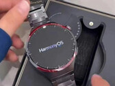 Die Huawei Watch 4 Pro Space Exploration Edition ist bei einem Leak aufgetaucht. (Bild: ithome)