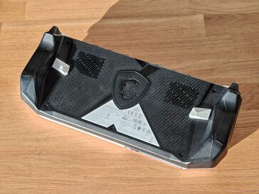 MSI Claw A8 BZ2EM.