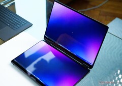 Asus verbaut gleich zwei 16 Zoll OLED-Displays in das ROG Zephyrus Duo.