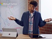 Das Microsoft Surface Pro 7 soll viele Vorteile gegenüber dem Apple iPad Pro bieten, zumindest wenn es nach Microsoft geht. (Bild: Microsoft)