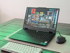 Lenovo LOQ Essential 15 im Test: RTX-Gaming ohne Schnickschnack