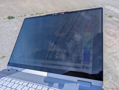 Draußen unter Sonnenlicht