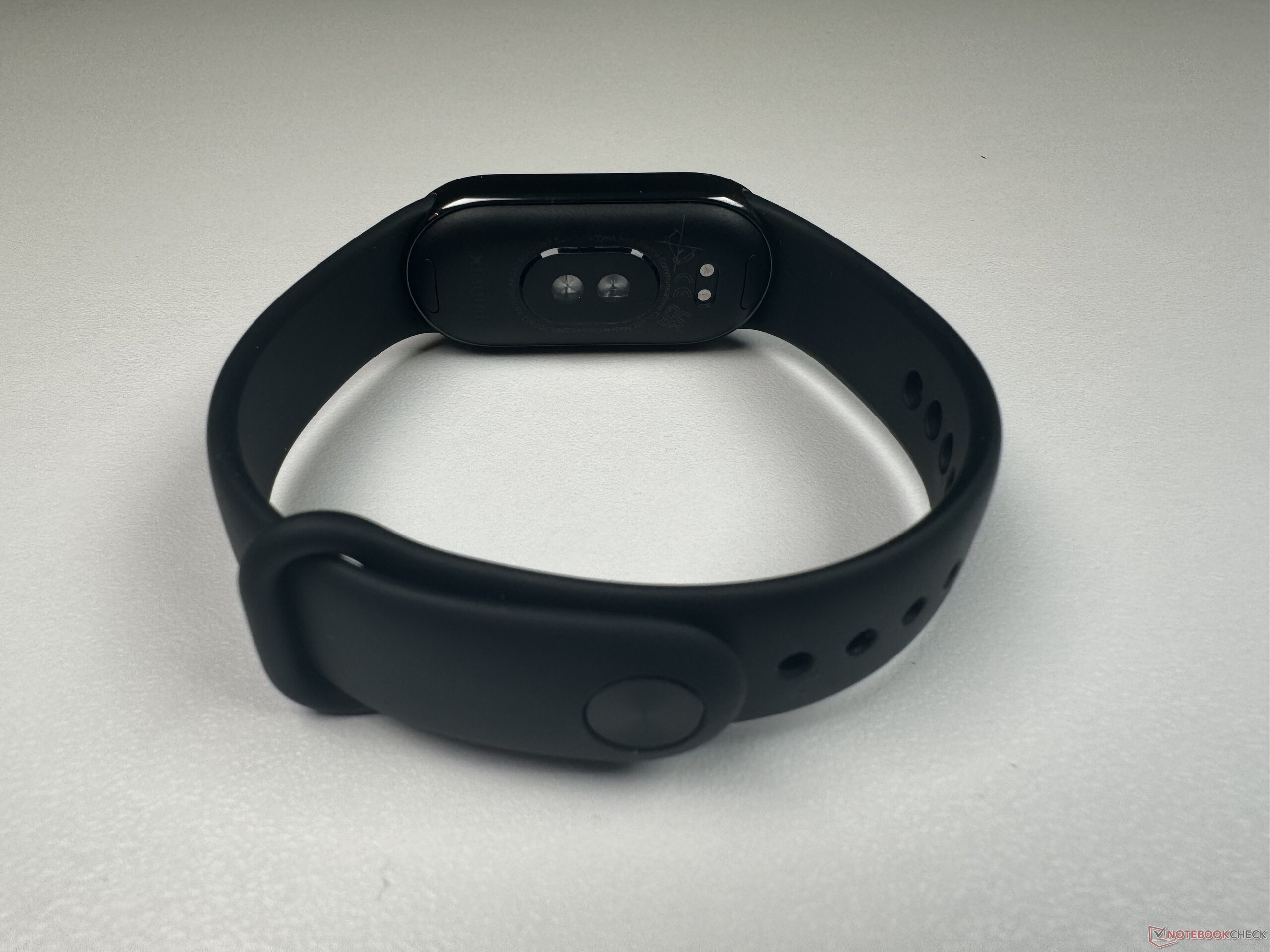 Test Xiaomi Smart Band 8: Günstiger Fitness-Tracker mit neuer ...