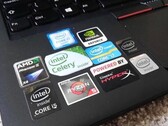 Sticker auf einen Laptop zu kleben, kann dem Hersteller einen Rabatt bescheren. (Bild: u/ImMadeOutOfStalinium)