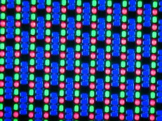 Lenovo ThinkPad X13 Gen 4: OLED-Display profitiert stark vom Dark Mode