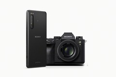 Sony teaserte neben dem Xperia 1 II auch das Xperia Pro, welches sich auch als HDMI-Monitor nutzen lässt.