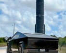 Cybertruck next to a SpaceX Starship rocket. (Image source: NikolaBrussels/X)