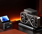 Die neueste eGPU von Aoostar stapelt den Mini-PC kurzerhand auf das Netzteil. (Bildquelle: Aoostar)
