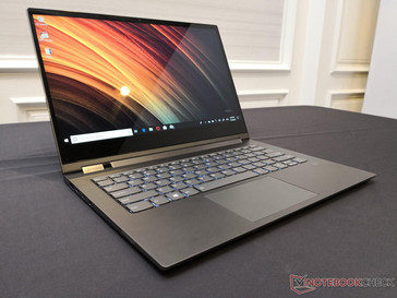 Lenovo Yoga C930. Die Webcam hat nun einen Slider – kein Tape notwendig.