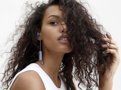 Bluetooth-Earbuds in minimalistischem Design: Urbanears Jakan.