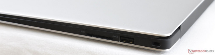 rechts: SD-Leser, USB 3.0, Noble Lock