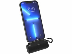 revolt PB-270: Kompakte Powerbank mit integriertem Stecker