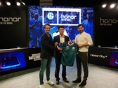 gamescom 2018: eSports: Honor und FC Schalke 04 Esports verkünden Partnerschaft.
