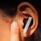 Die B&O Beo Grace setzen auf ein markantes Aluminium-Gehäuse. (Bildquelle: Bang & Olufsen)